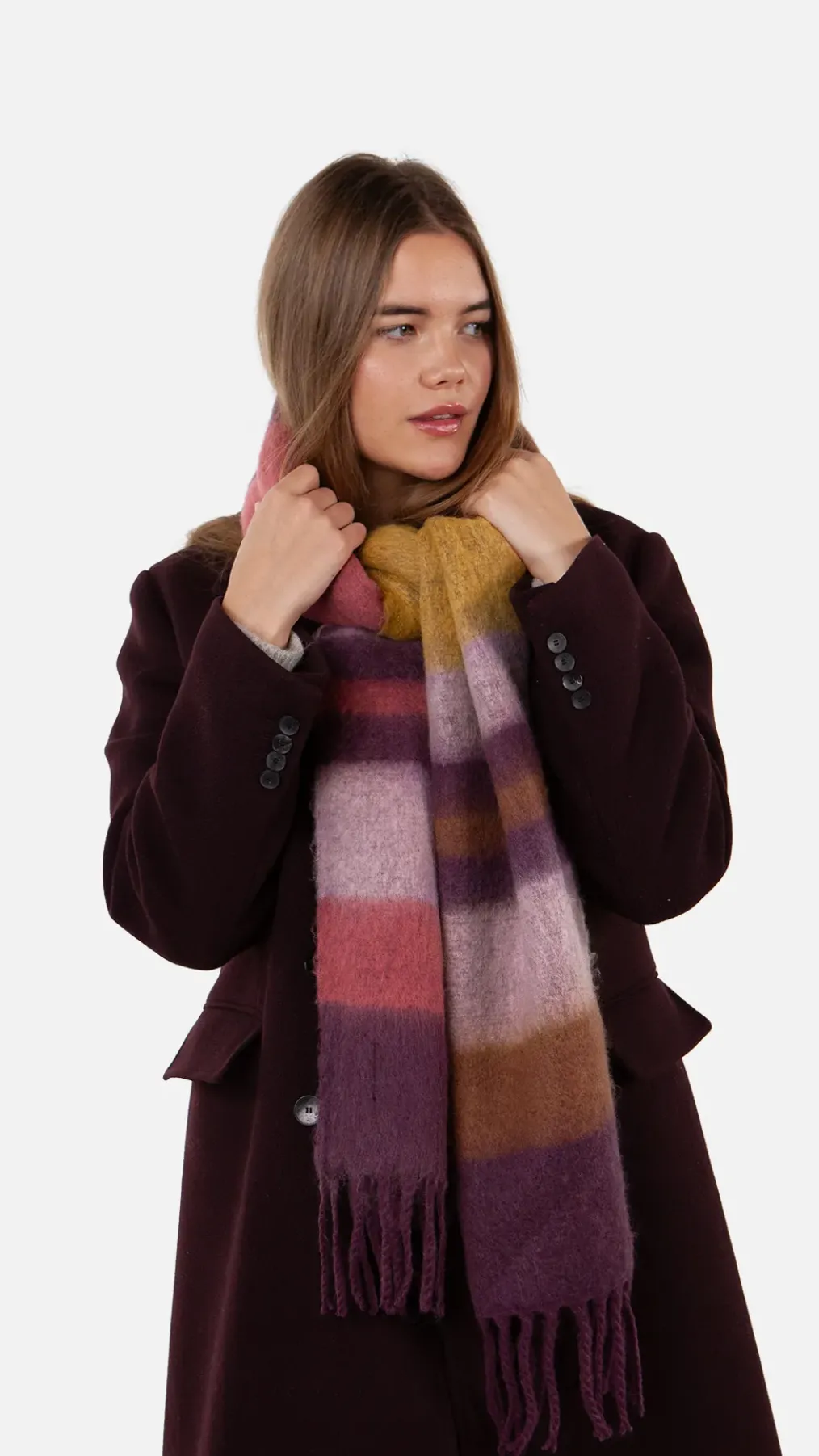 Eluzabeth Scarf