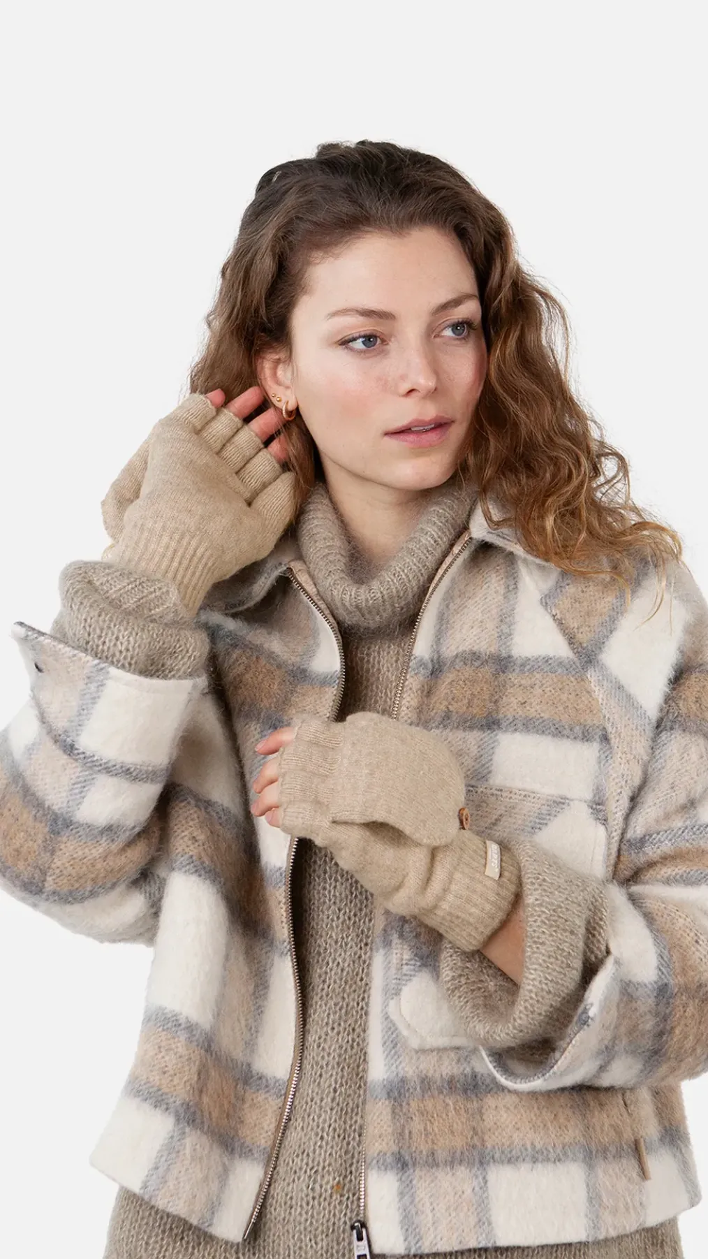 Kirinda Bumgloves
