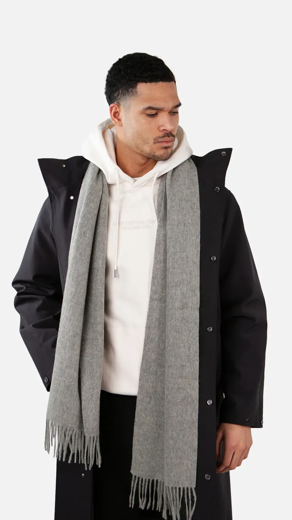 Kristjen Scarf