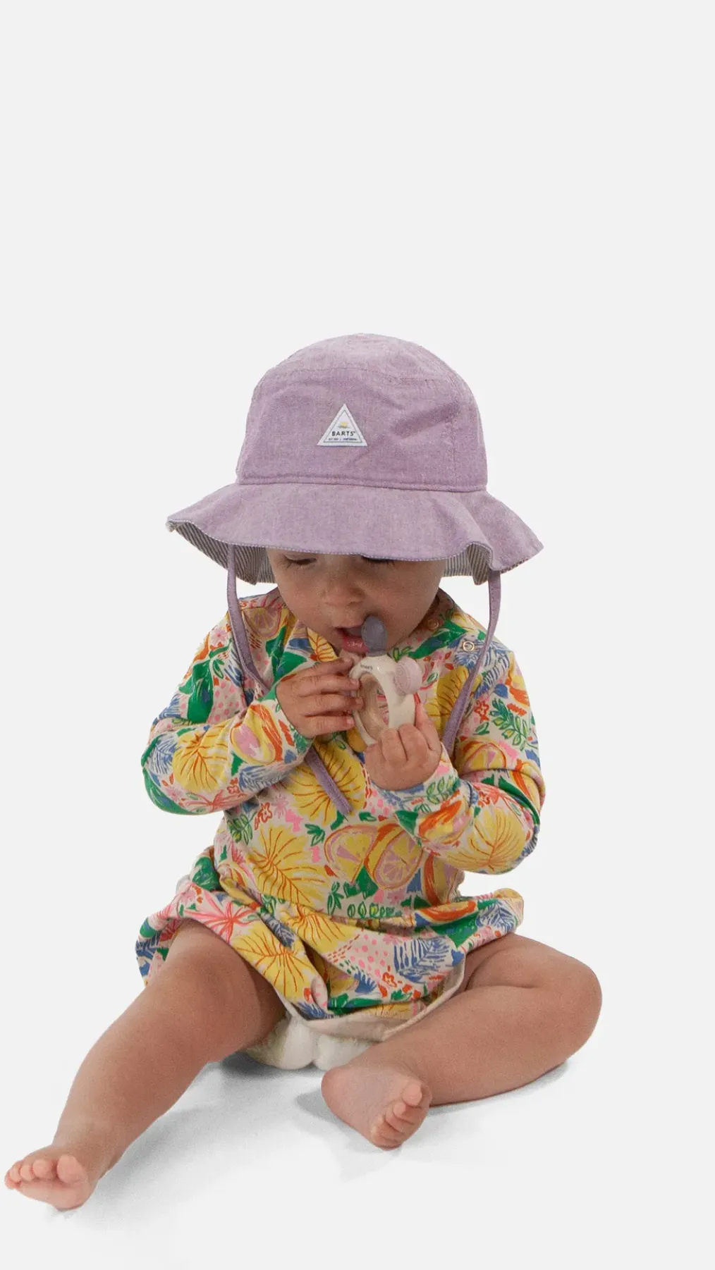 Lune Buckethat