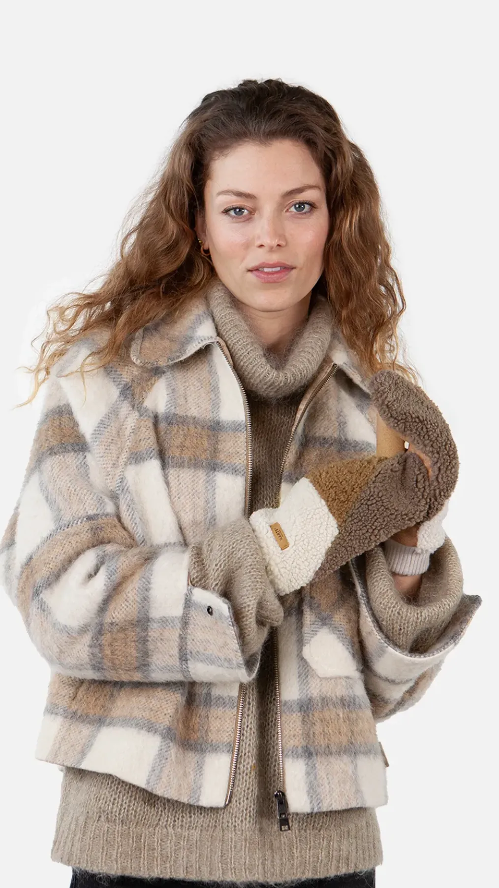 Teddy Mitts